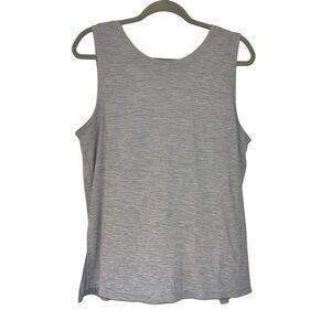 Light Gray White Athletic Tank Top Shirt Fitness Workout Tee Women’s Size Large!